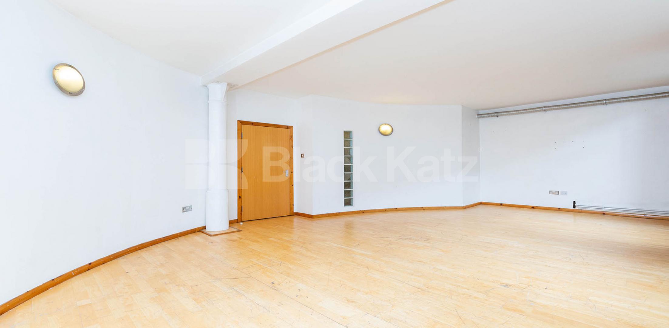 			2 Bedroom, 1 bath, 1 reception Apartment			 SPRINGFIELD HOUSE LOFTS-TYSSEN STREET, DALSTON/HAGGERSTON